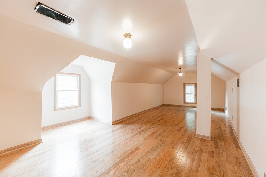 Building Photo - 2735 W Saint Georges Ct