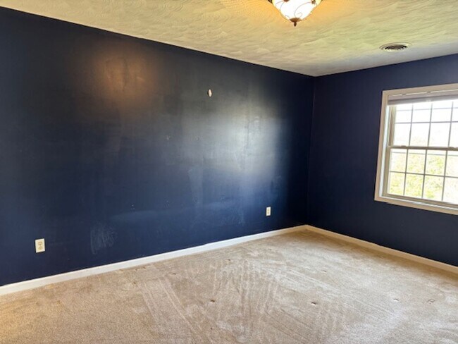 Building Photo - Single Family Home