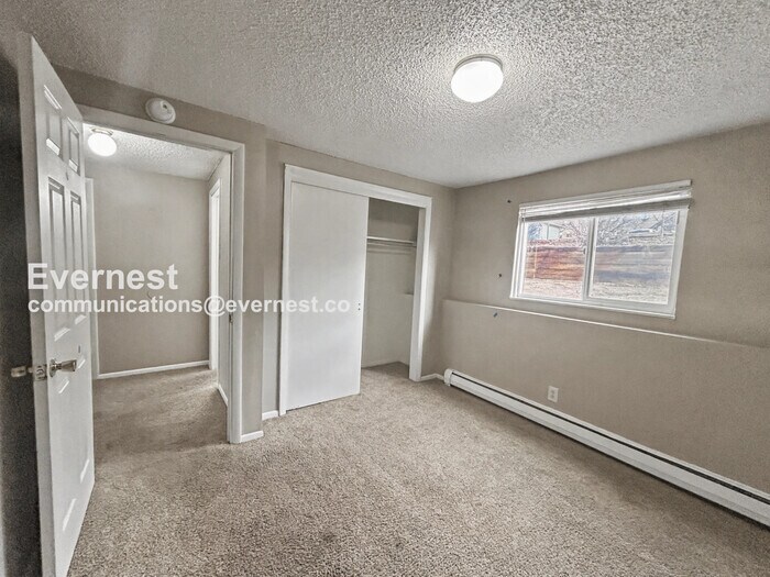 Building Photo - 1075 Magnolia St