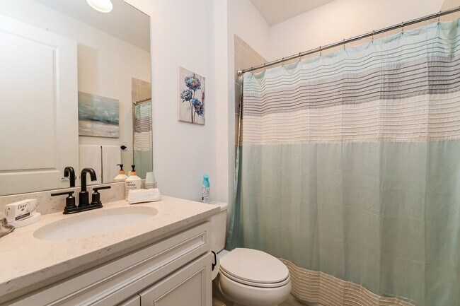 Building Photo - Luxury Turnkey 3BR + Den / 3BA Pool Home in Greyhawk at Golf Club of the Everglades