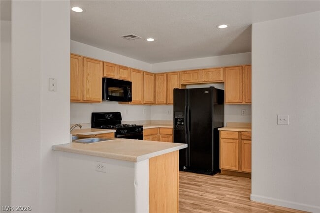 Building Photo - 7443 Ademar St