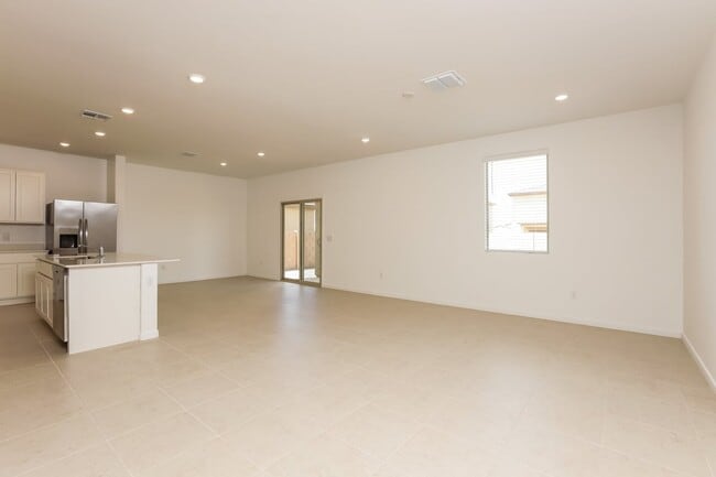 Building Photo - 7070 W Joycliff Way