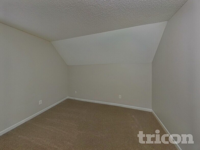 Building Photo - 3323 Mazen Ct