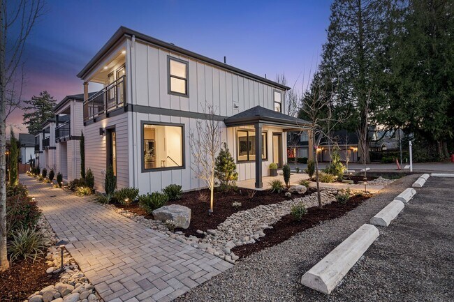Building Photo - Modern Living in the Heart of Lake Oswego!! Stunning New 3BR 2.5BA
