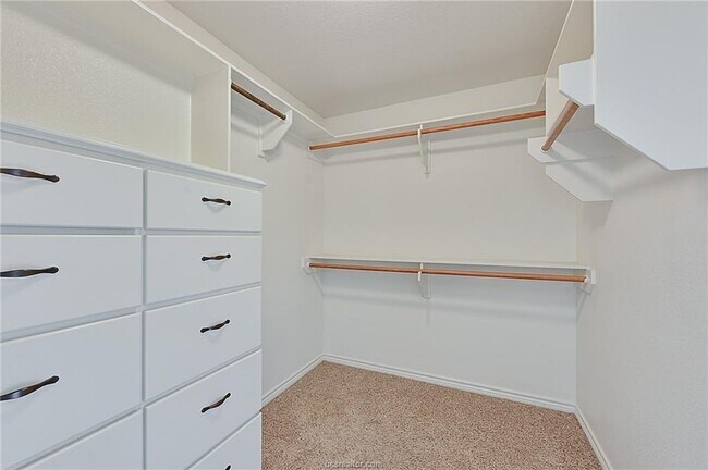 Building Photo - 4016 Rocky Vista Dr