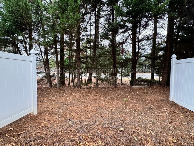 Building Photo - 8215 Martello Ln