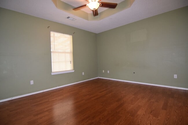 Building Photo - 2307 Onyx Cir