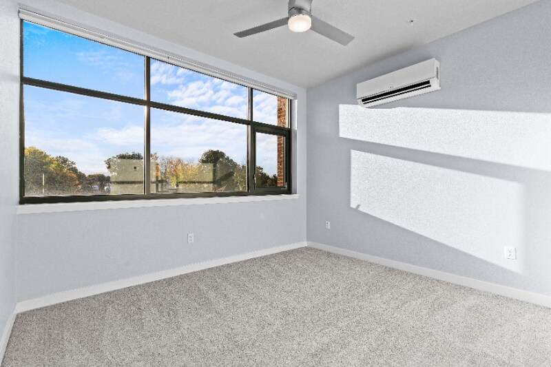 Building Photo - 234 S Main St