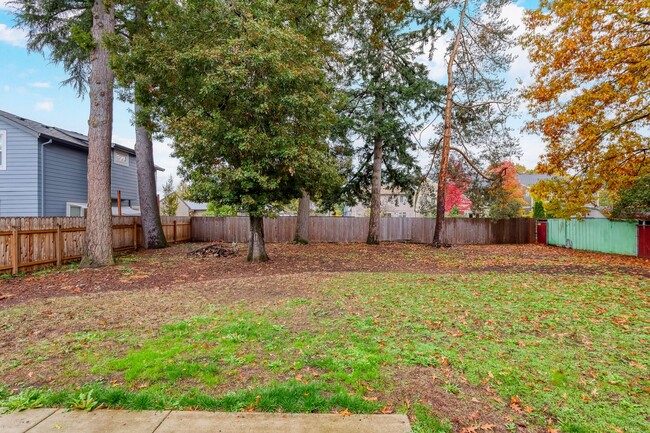 Building Photo - 3-Bedroom Home in Woodstock Neighborhood