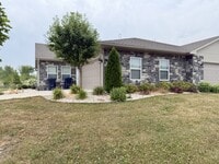 Building Photo - 745 Gene Dr