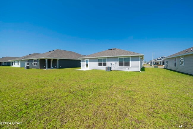 Building Photo - 282 Boggy Creek Way