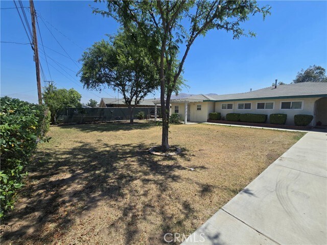 Building Photo - 3597 Pedley Ave