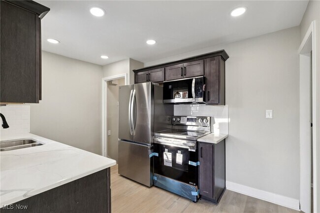 Building Photo - 21316 Watson Rd