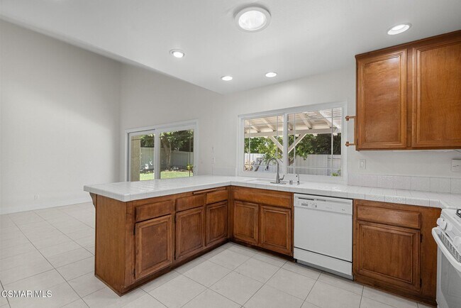 Building Photo - 248 Cedar Heights Dr