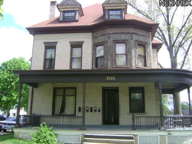 Primary Photo - 705 Beall Ave