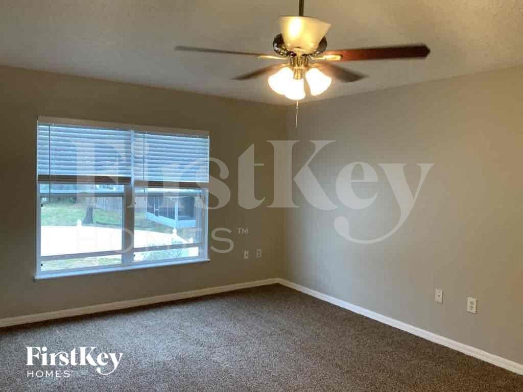 Building Photo - 618 Doe Cove Pl