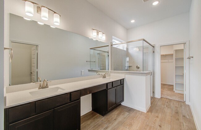 Building Photo - 24811 Harrow Mdw Dr