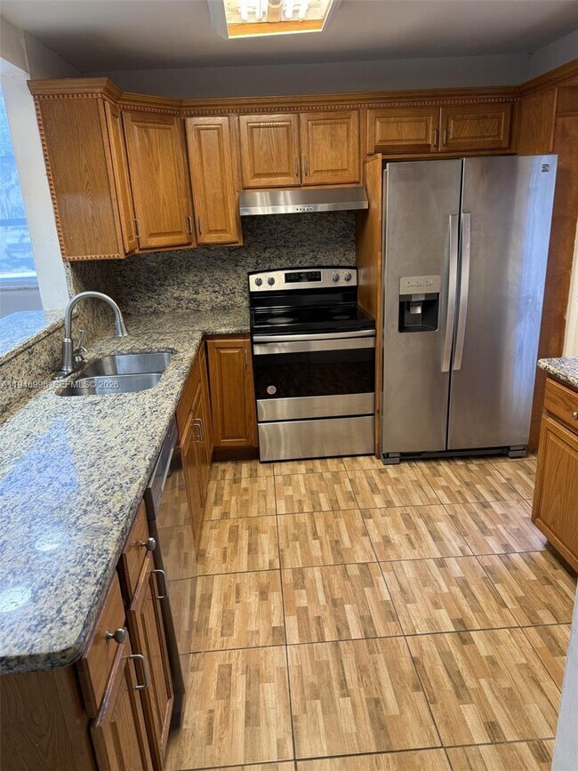 Building Photo - 404 NW 68th Ave