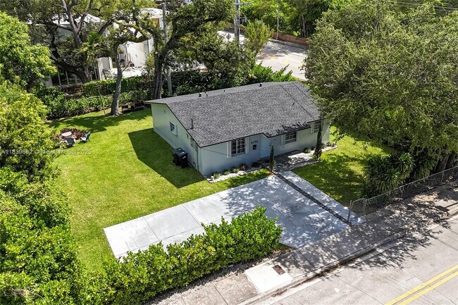 Primary Photo - 6198 SW 63rd St