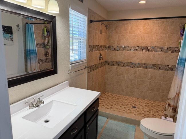 Building Photo - Call Amanda Tate at (757)289-6810 for more information