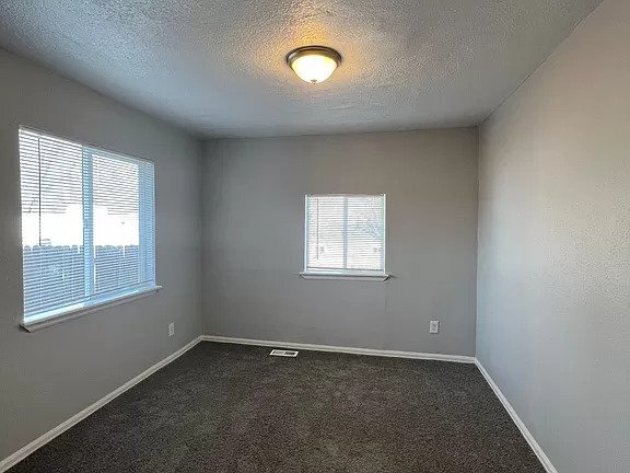 Building Photo - 625 Juniper St