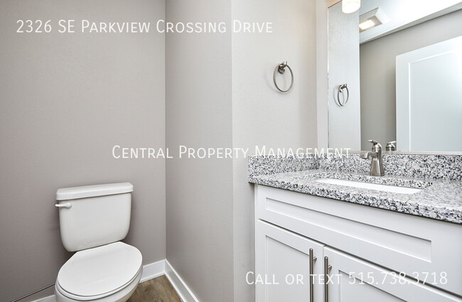 Building Photo - 2326 SE Parkview Crossing Dr