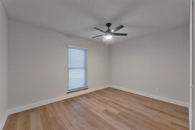 Building Photo - 4849 Alta Oaks Ct