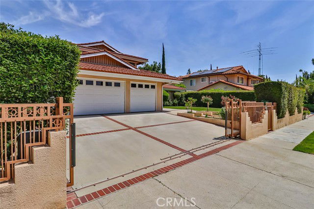 Building Photo - 19051 Los Alimos St