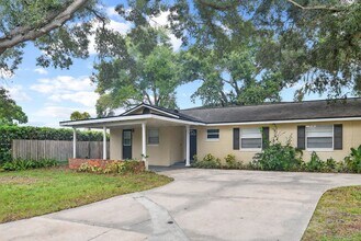 Building Photo - 401 Balfour Dr