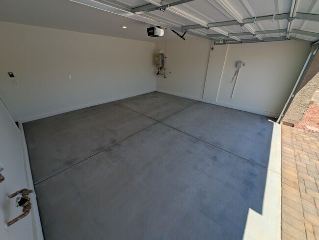 Building Photo - 4935 Toad Lily St