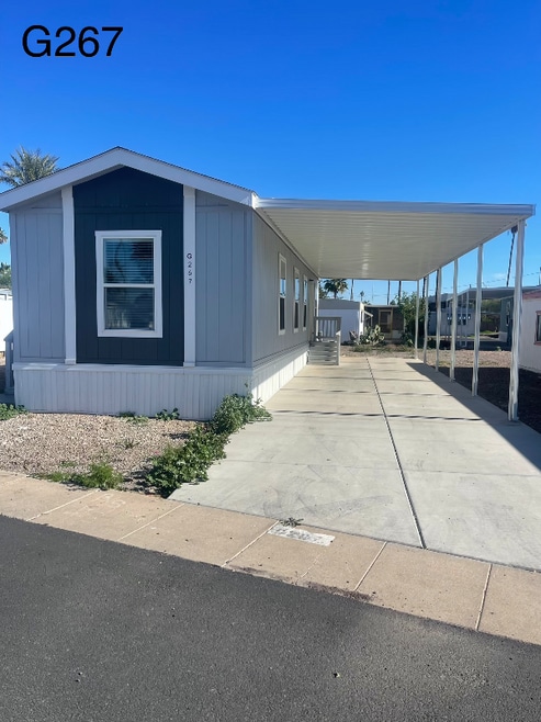 Building Photo - 5201 W Camelback Rd