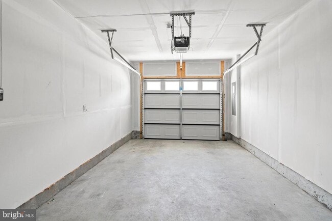Building Photo - 542 Swift Heron Ave