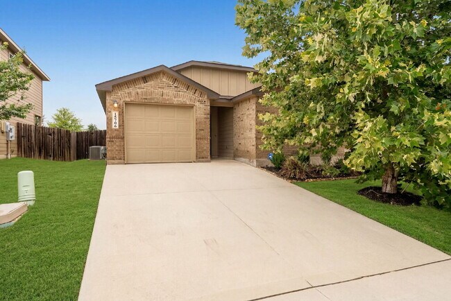 Building Photo - New Rental Alert! 2 Weeks Free Rent with 15 Month Lease