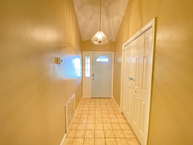 Building Photo - Spacious 3-Bedroom Home with Private Pool ...