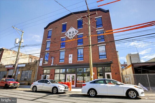 Building Photo - 1935 N 2nd St