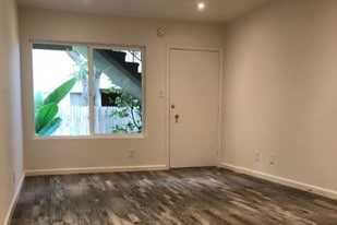 Building Photo - 4032 Inglewood Blvd