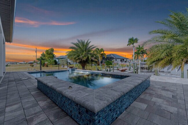 Building Photo - 3611 Gulfstream Pkwy