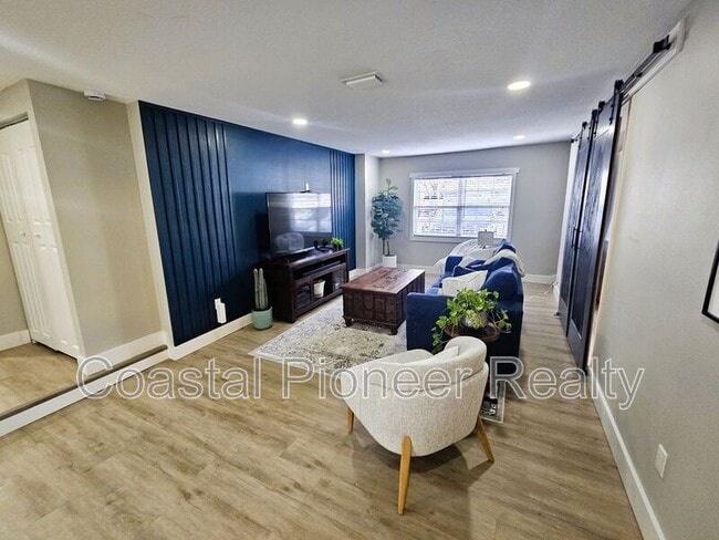 Building Photo - 8711 N Wick Pl