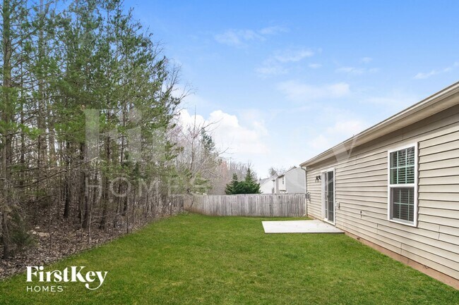 Building Photo - 1558 Weatherend Dr