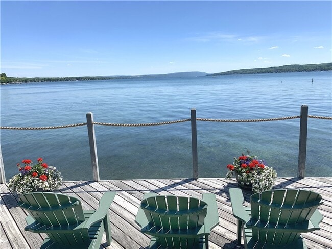 Building Photo - 245 Roseland Ln