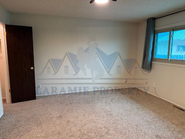 Building Photo - 1080 N 18th St