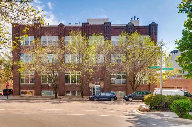 Exterior - 2201 W Wabansia Ave