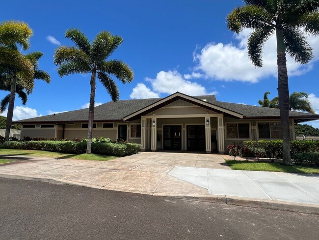 Building Photo - 2 Bedroom / 2 bath, 759 Sq Ft. unit with 2...