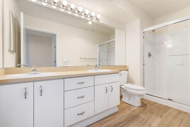 Building Photo - 8750 Greenwood Ave N