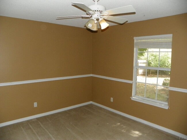 Building Photo - 3992 Holleyberry Ln