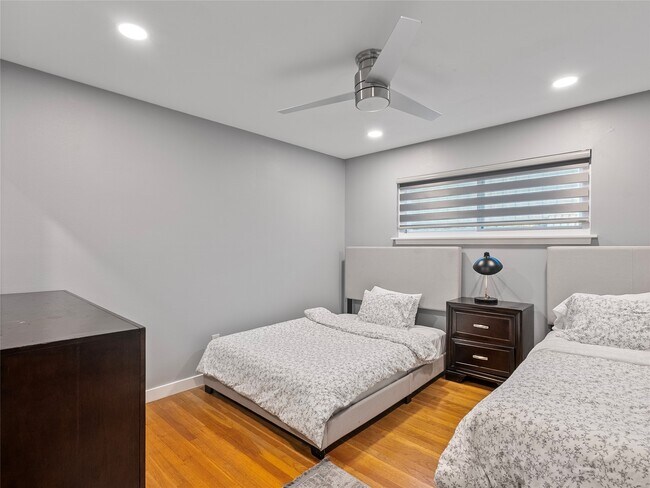 Building Photo - 4119 Mischire Dr