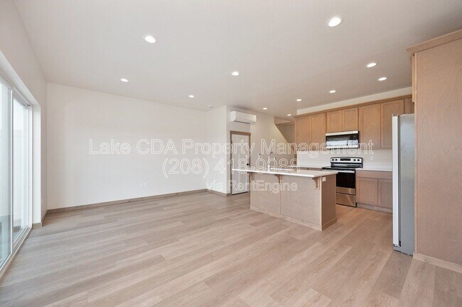 Building Photo - 3592 Blaze Lp