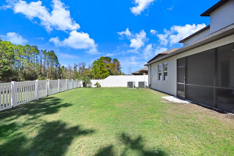 Building Photo - 8721 Savory Walk Dr