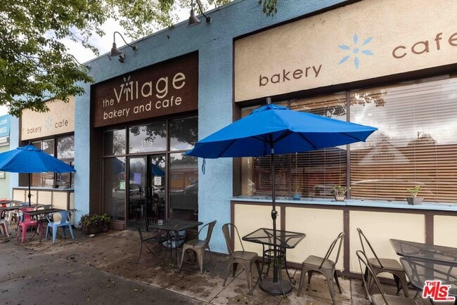 Building Photo - 4288 Perlita Ave