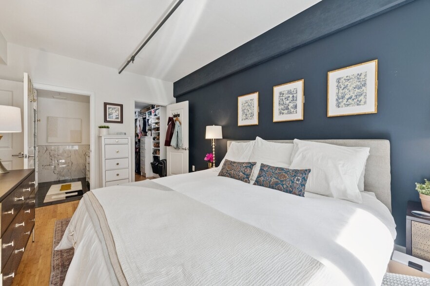 Master Bedroom - 1440 Church St NW